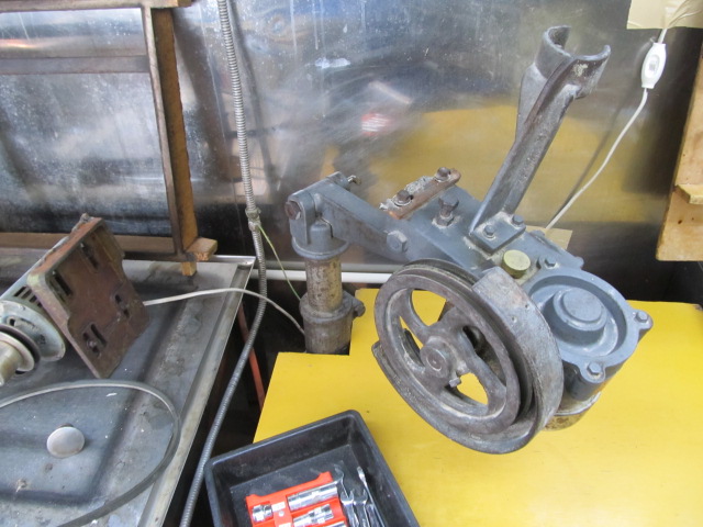 餡練り機の部品