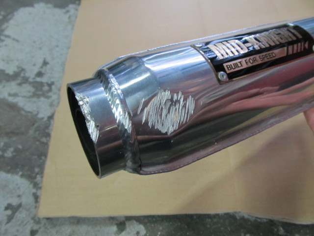 オートバイ、社外マフラー、モナカアルミサイレンサーキズ凹み修理